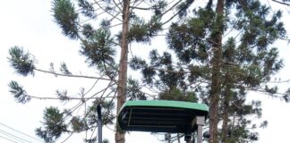 Sicredi entrega tratores em Parelheiros